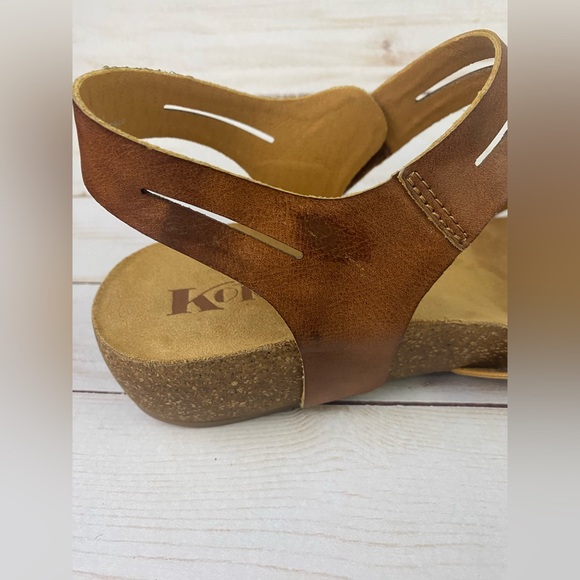 Korks Primrose Faux Leather Cork Heel Strappy Brown Tan Sandals Size 11M - Picture 4 of 10